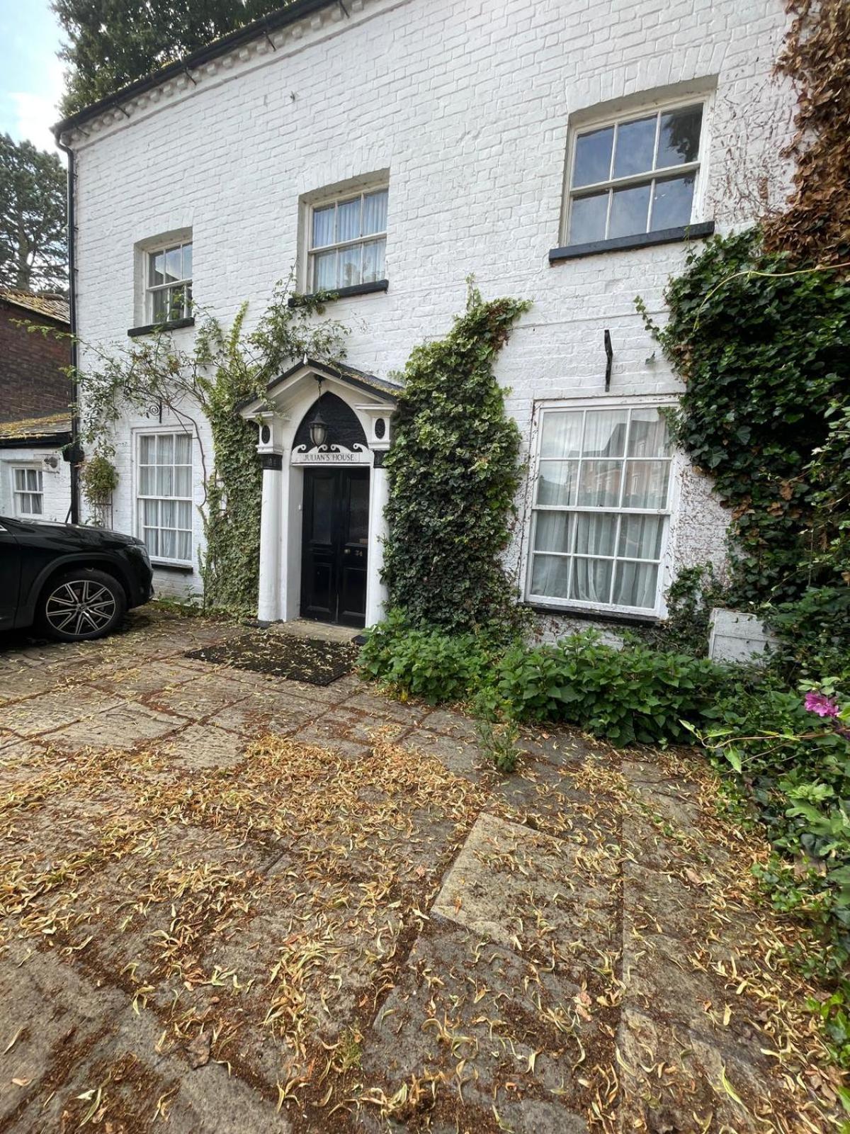 St Julians House Holiday home *